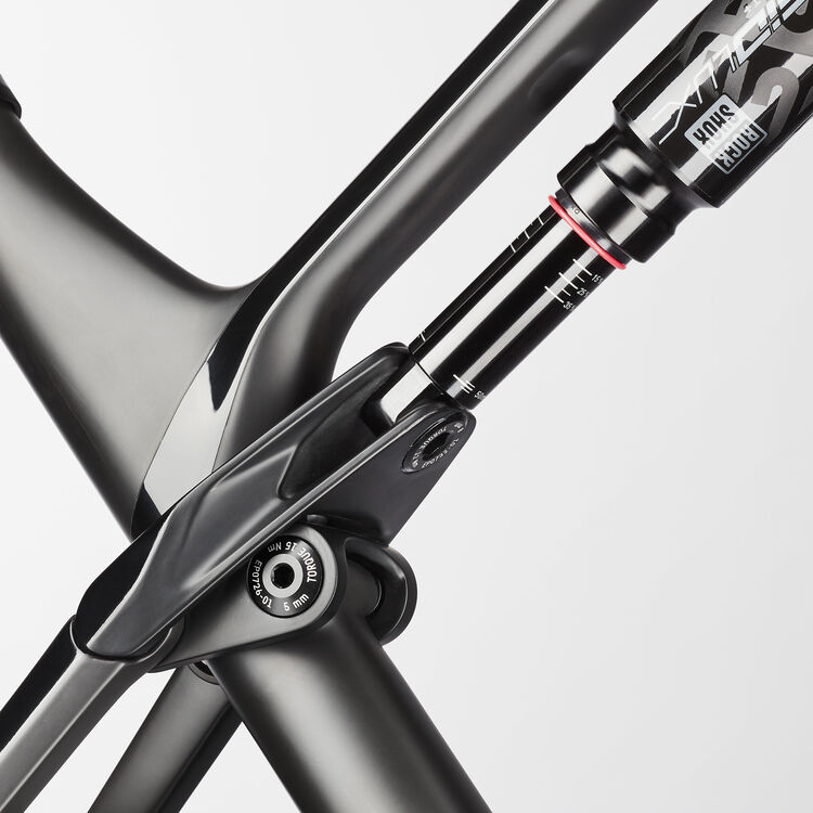 Lux CF SLX 9 Lux CF SLX 9