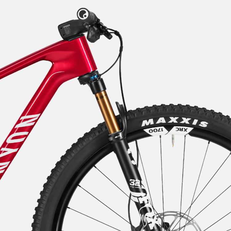 Lux World Cup CF 8 Lux World Cup CF 8