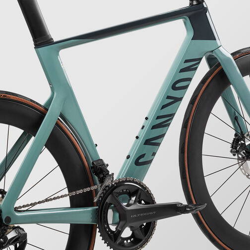 Aeroad CF SLX 8 Disc Di2 Aeroad CF SLX 8 Disc Di2