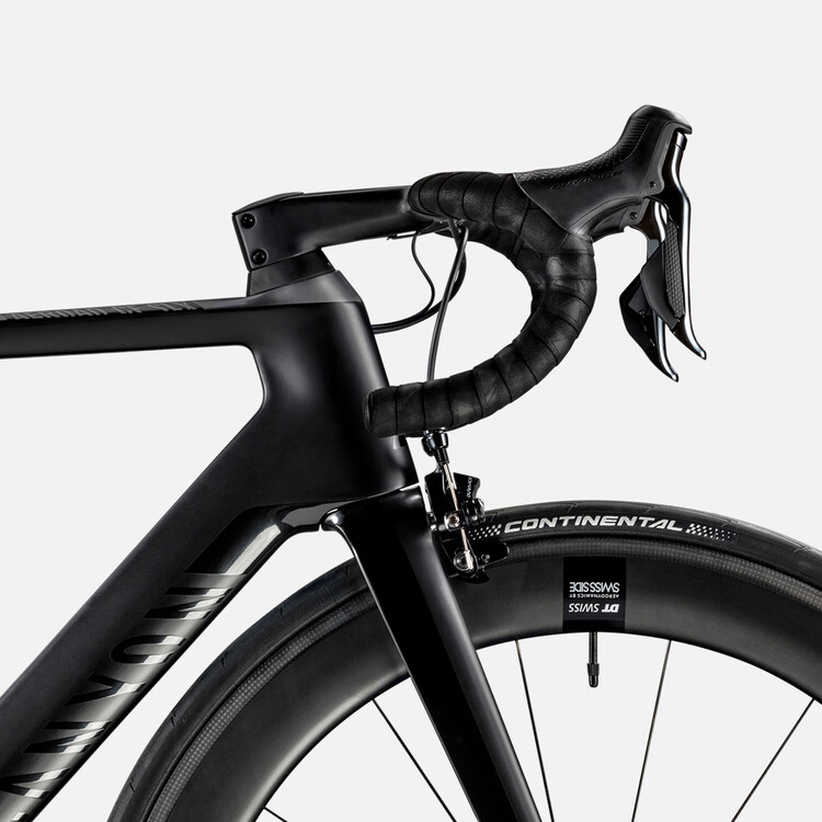 Aeroad CF SLX 9.0 Di2 Aeroad CF SLX 9.0 Di2