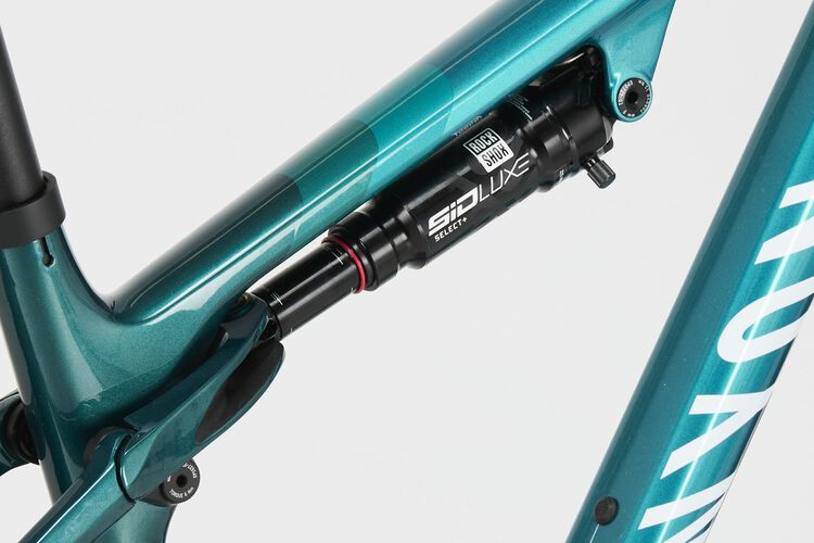 Lux World Cup CF 9 Lux World Cup CF 9