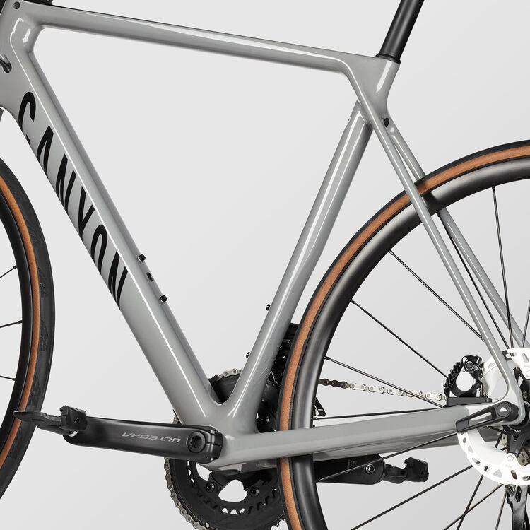 Ultimate CF SL 8 Disc Di2 Ultimate CF SL 8 Disc Di2