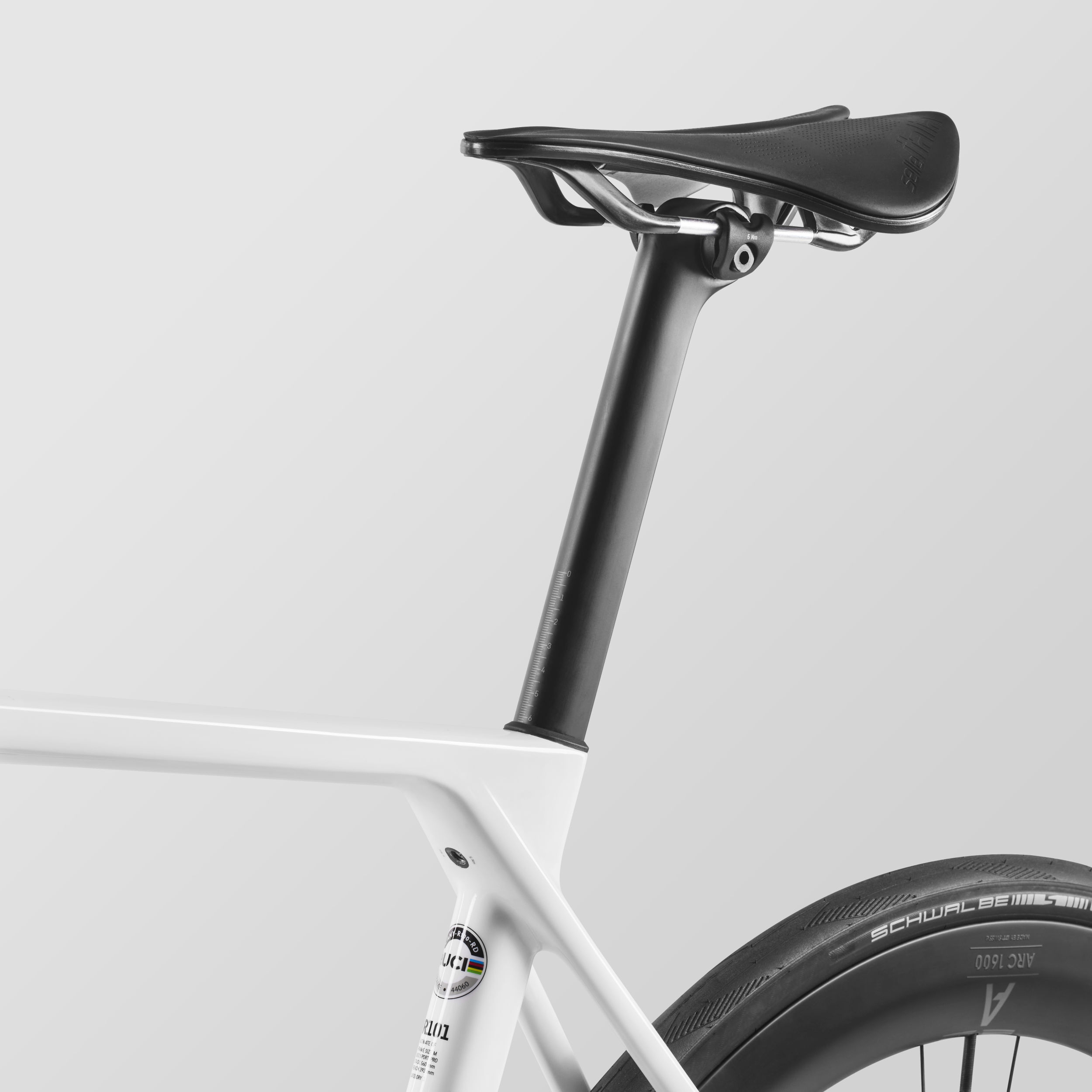 Ultimate CF 7 Di2 AERO