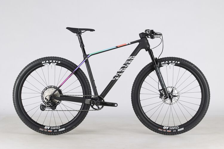 Exceed CF SLX 8 Exceed CF SLX 8