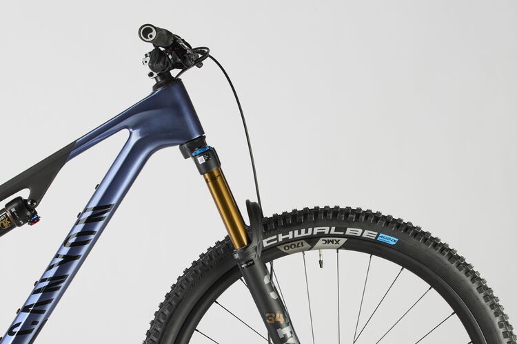 Neuron CF 9 Neuron CF 9