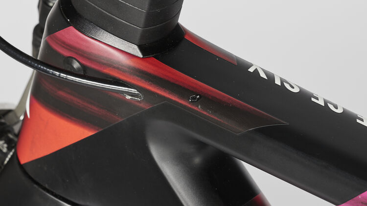 Ultimate WMN CF SLX 9.0 Team CSR Ultimate WMN CF SLX 9.0 Team CSR