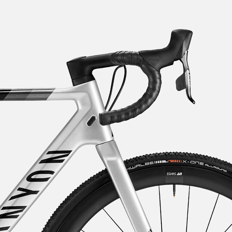 Inflite CF SLX 9 Inflite CF SLX 9