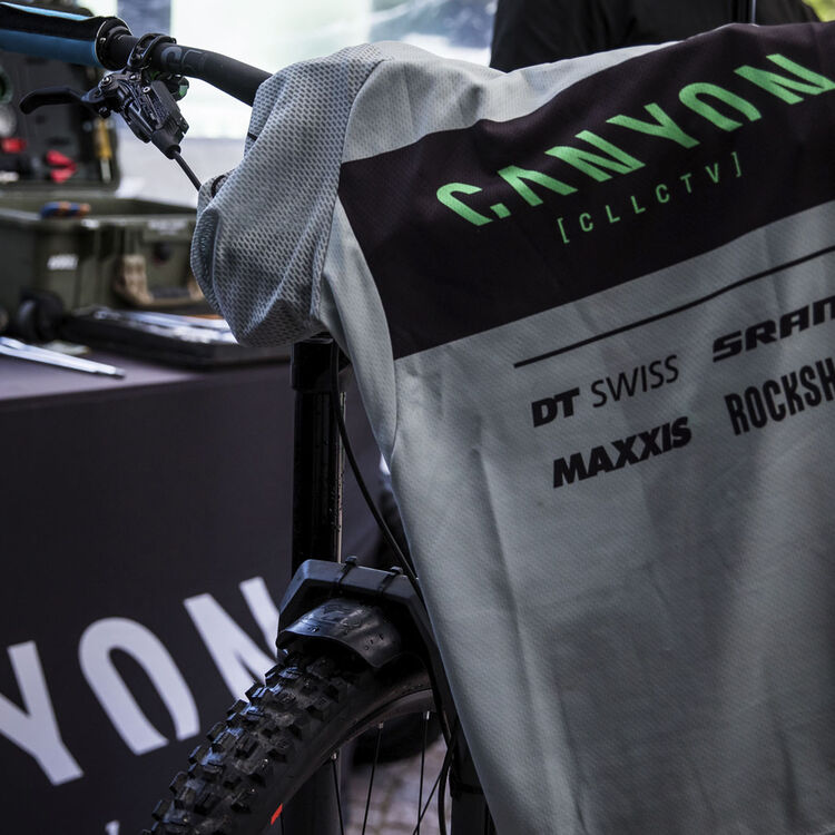 Canyon CLLCTV WMN Hooded Jersey Canyon CLLCTV WMN Hooded Jersey