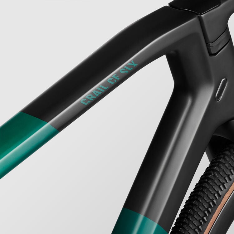 Grail CF SLX 8 Di2 Grail CF SLX 8 Di2