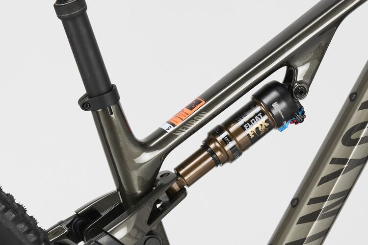 Neuron CF 9 Neuron CF 9