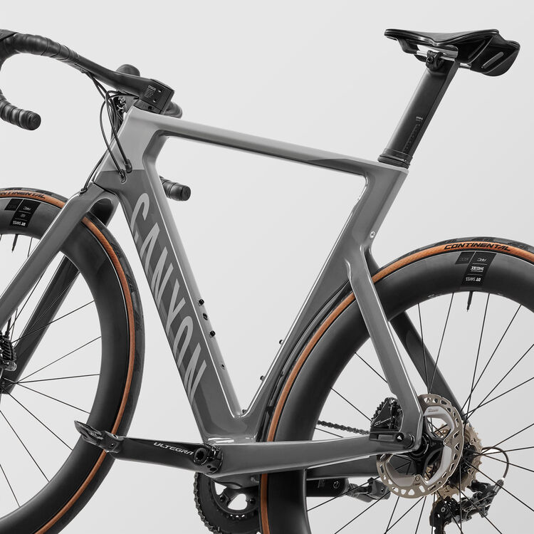 Aeroad CF SL 8 Disc Aeroad CF SL 8 Disc