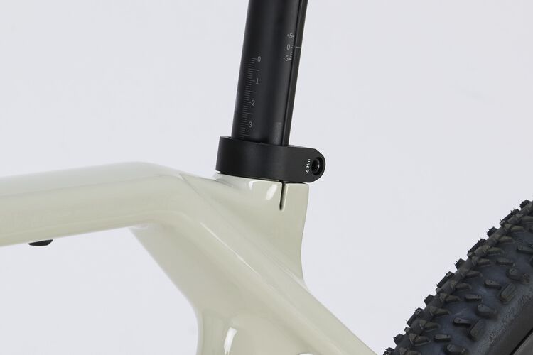 Grizl CF 8 Di2 Grizl CF 8 Di2