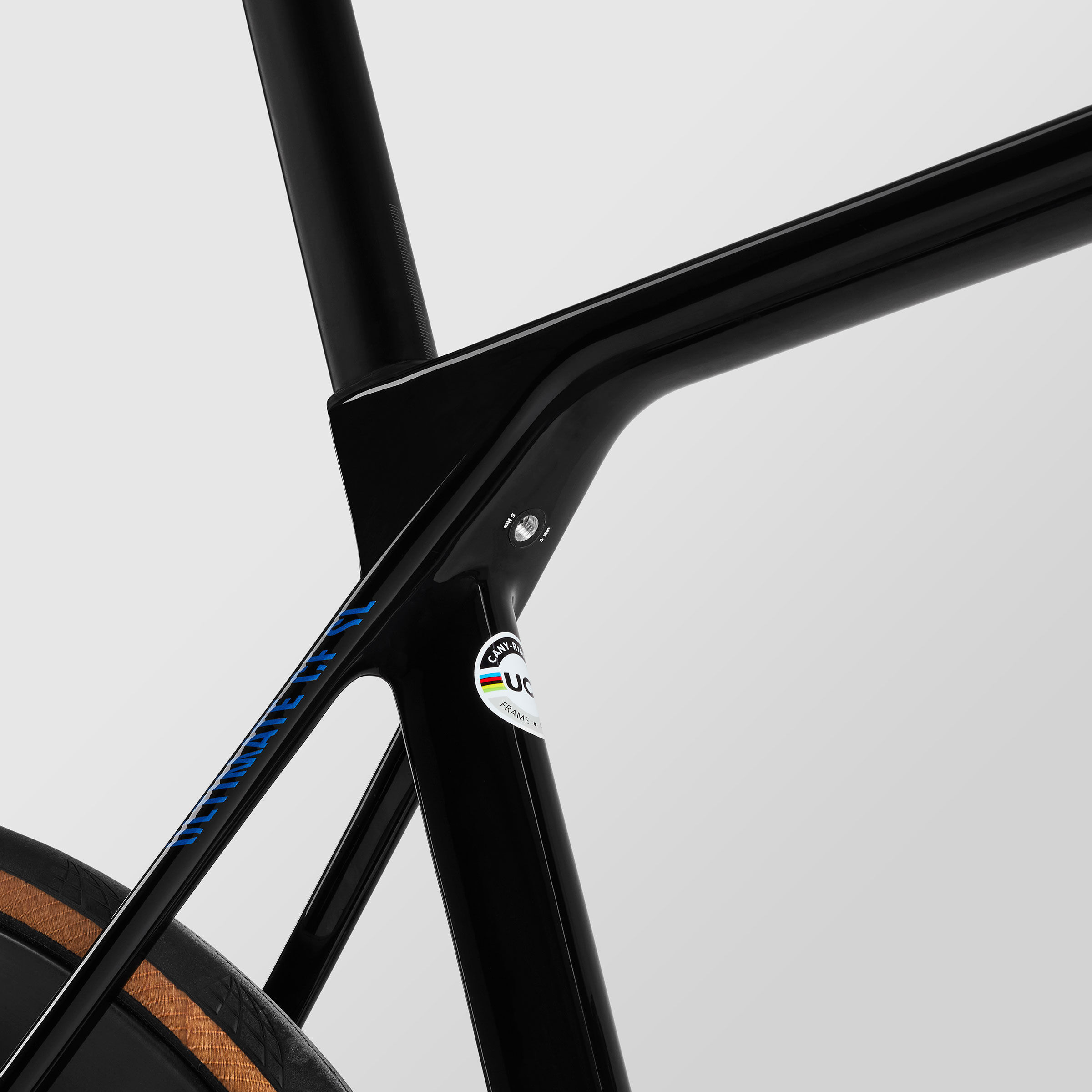 Ultimate CF SL 8 Aero