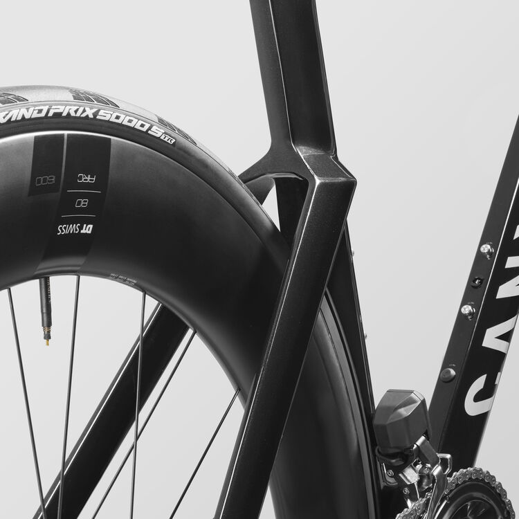 Speedmax CF 7 Di2 Speedmax CF 7 Di2