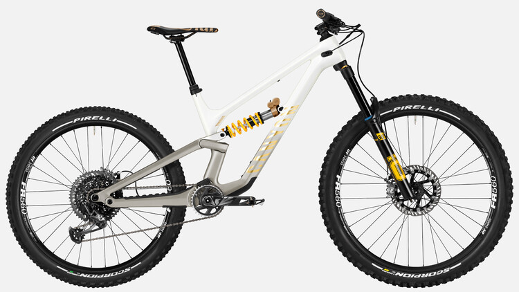 Torque CF CLLCTV FW Torque CF CLLCTV FW