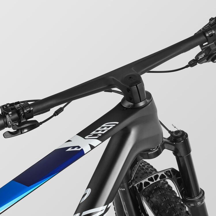 Exceed CF SLX 8 Exceed CF SLX 8