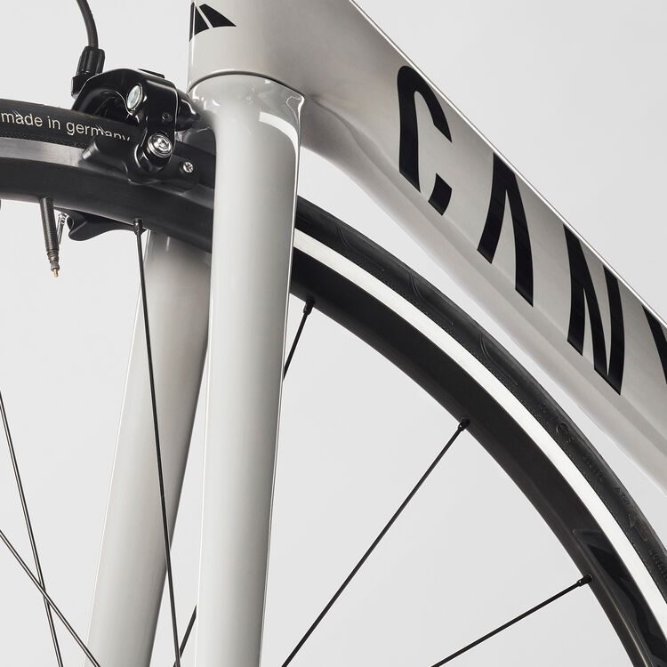 Ultimate CF SL 7 Ultimate CF SL 7