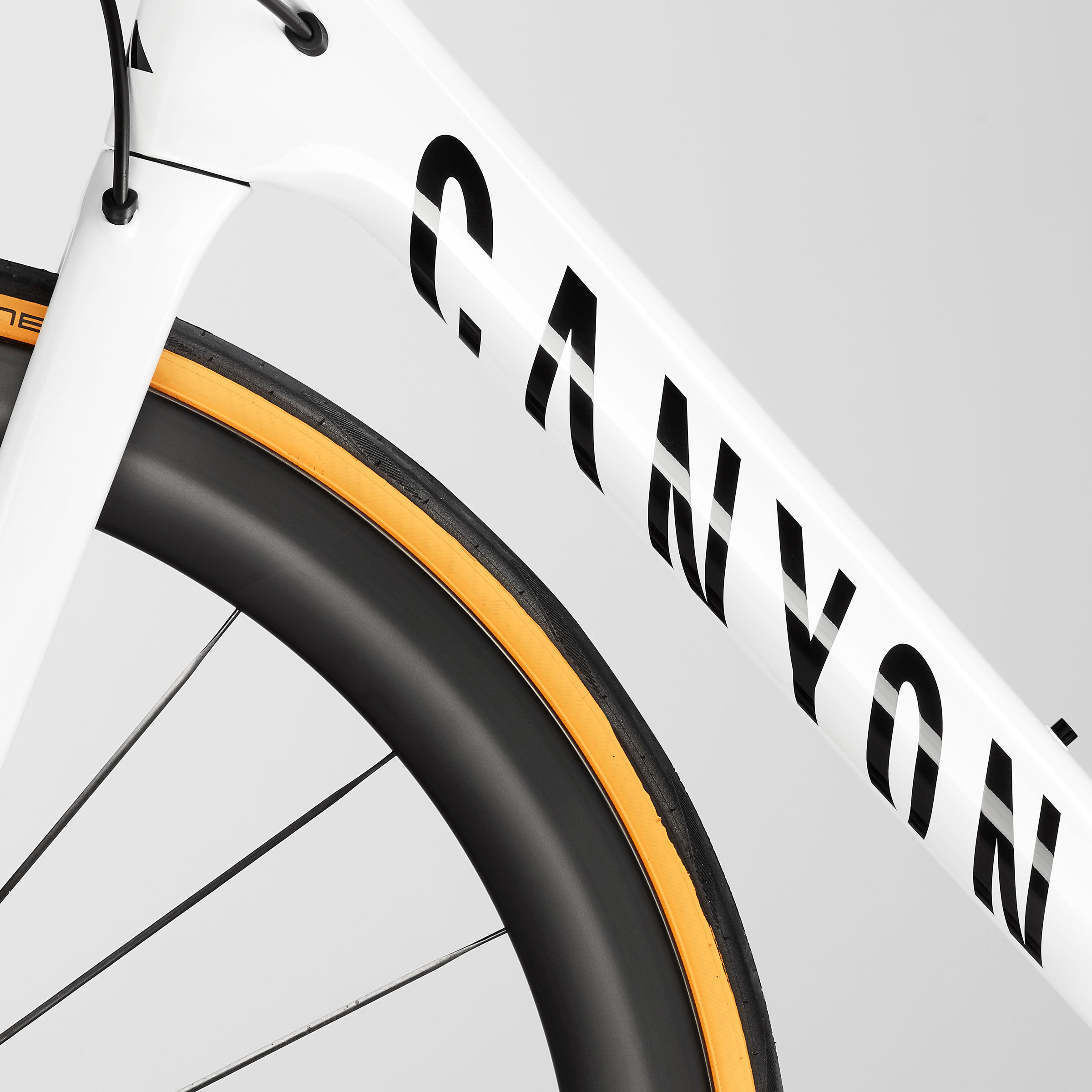 Ultimate CF SLX 9 Disc eTap