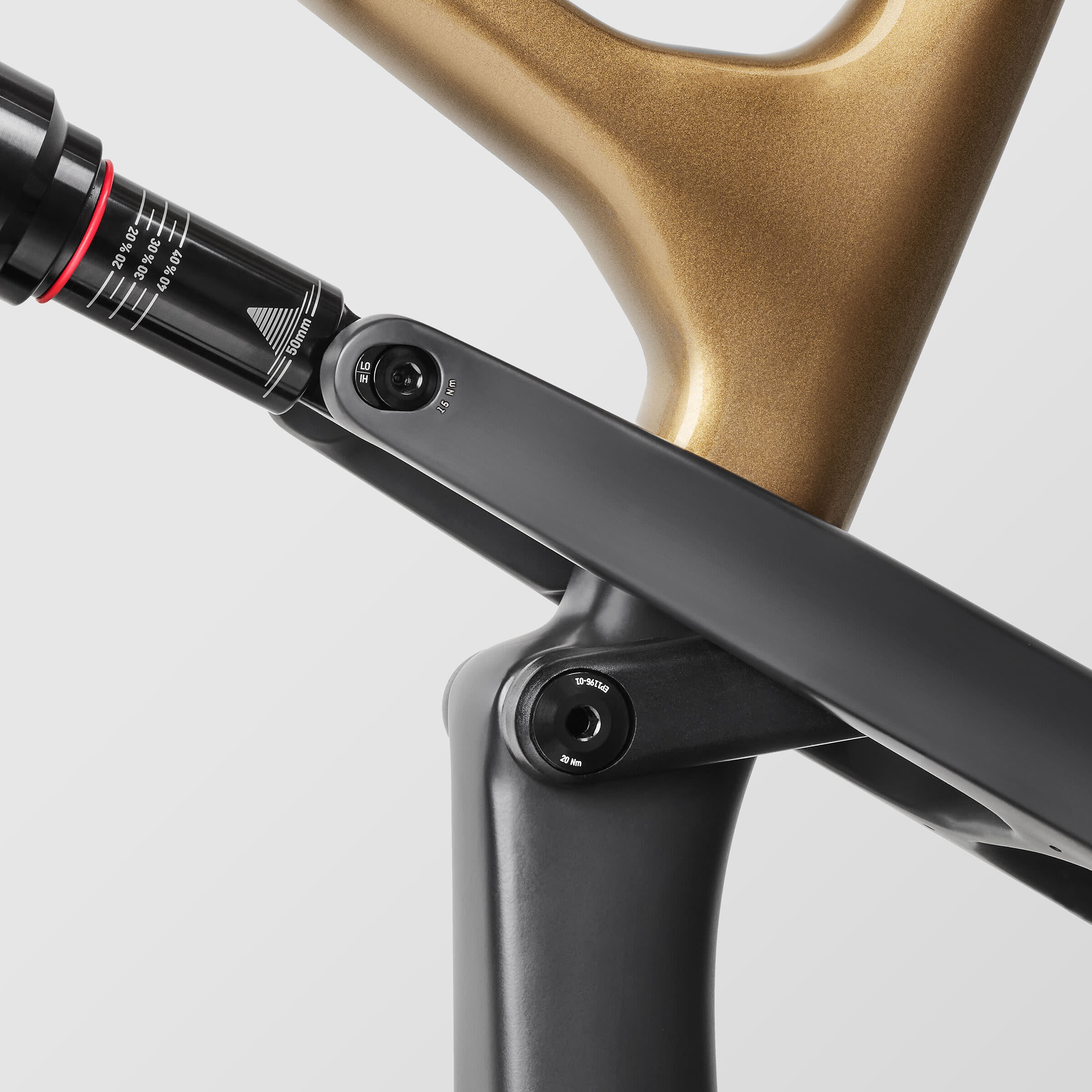 SPT 125 CF NGD LTD 29 AXS 23 M gd/bk