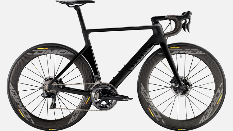 Aeroad CF SLX Disc 9.0 Di2 Aeroad CF SLX Disc 9.0 Di2