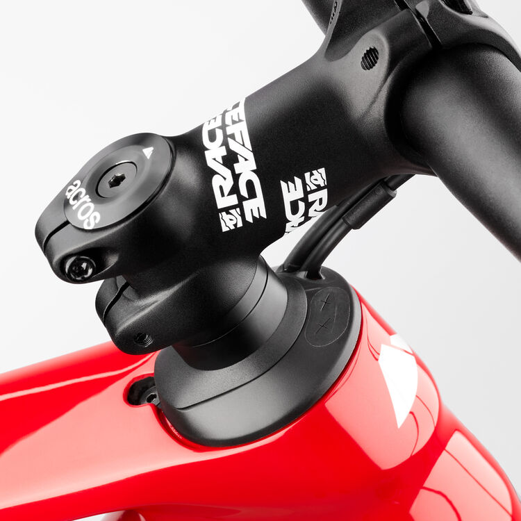 Exceed CF 5 Exceed CF 5