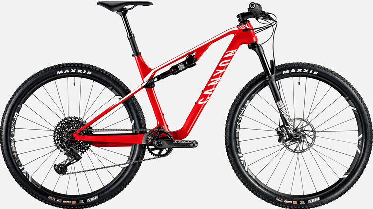 Lux CF SL 8.0 Pro Race Lux CF SL 8.0 Pro Race