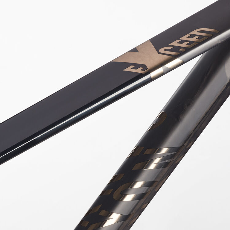 Exceed CF SLX 8 Exceed CF SLX 8