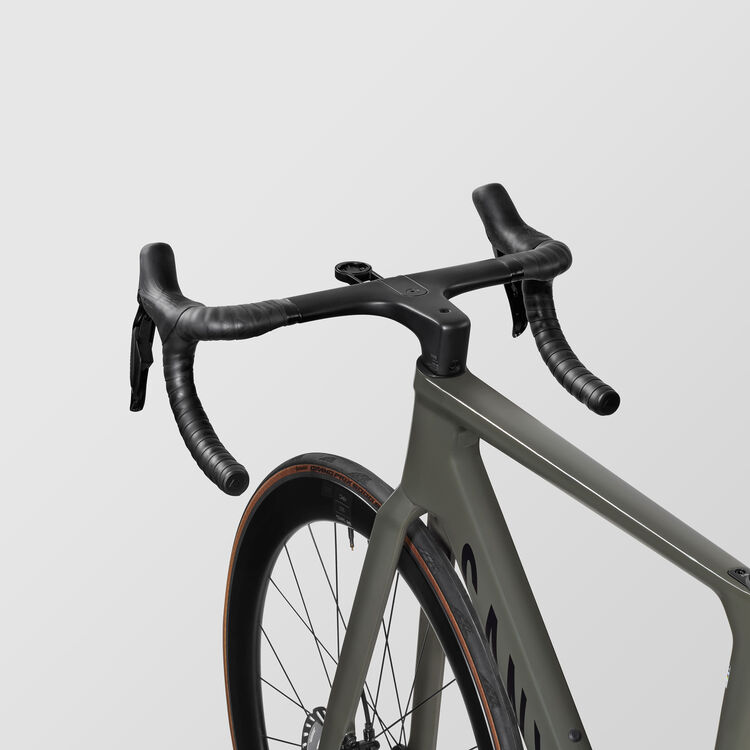 Aeroad CF SLX 7 Di2 Aeroad CF SLX 7 Di2