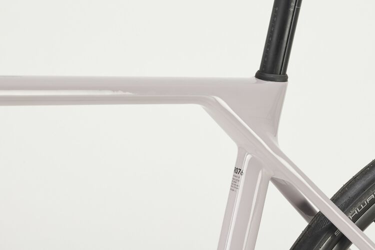 Endurace CF 7 Di2 Endurace CF 7 Di2