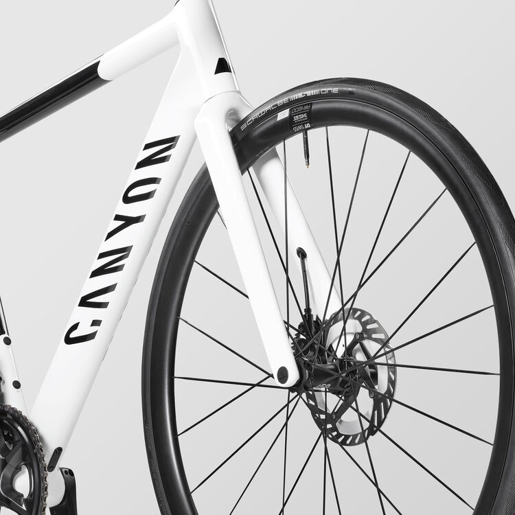 Ultimate CF SL 8 Di2 Ultimate CF SL 8 Di2