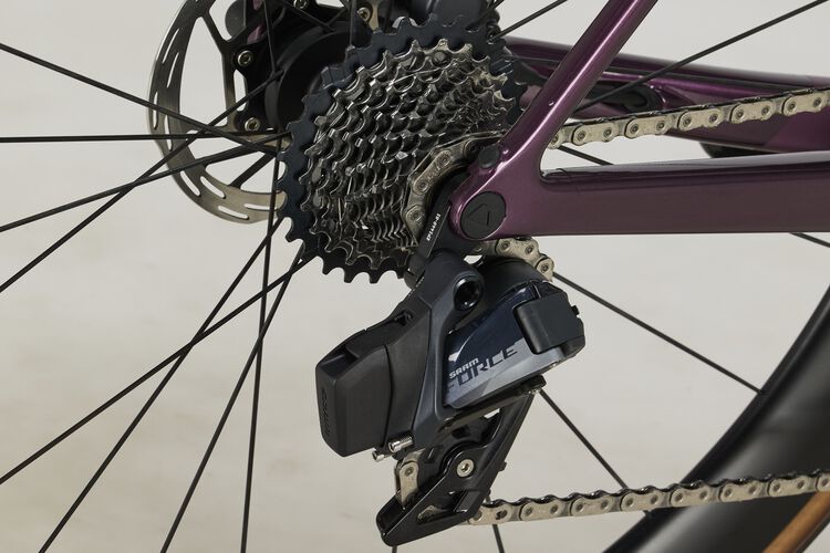 Ultimate CF SLX 8 eTap Ultimate CF SLX 8 eTap