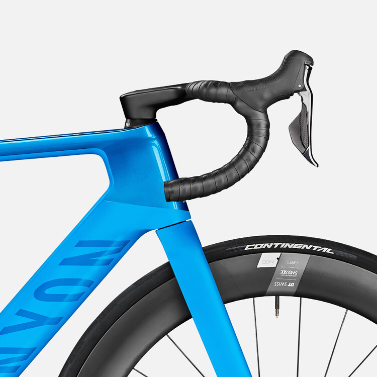 Aeroad CF SLX 8 Disc Di2 Aeroad CF SLX 8 Disc Di2