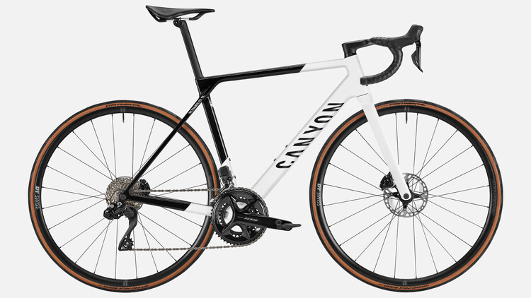 Ultimate CF SL 7 Di2 Ultimate CF SL 7 Di2