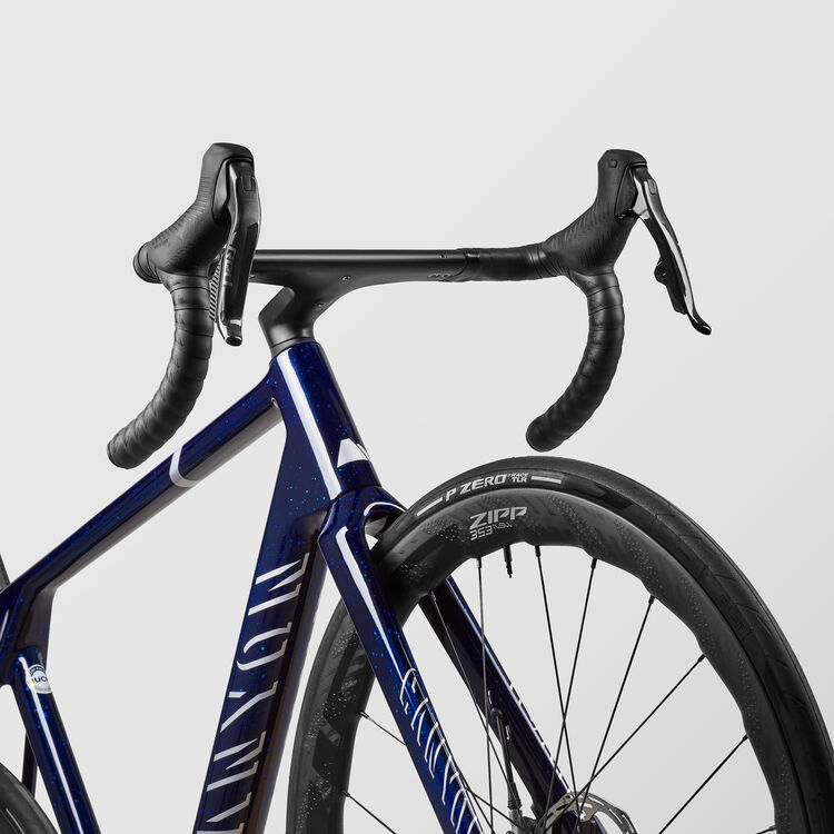 Ultimate CFR AXS Ultimate CFR AXS