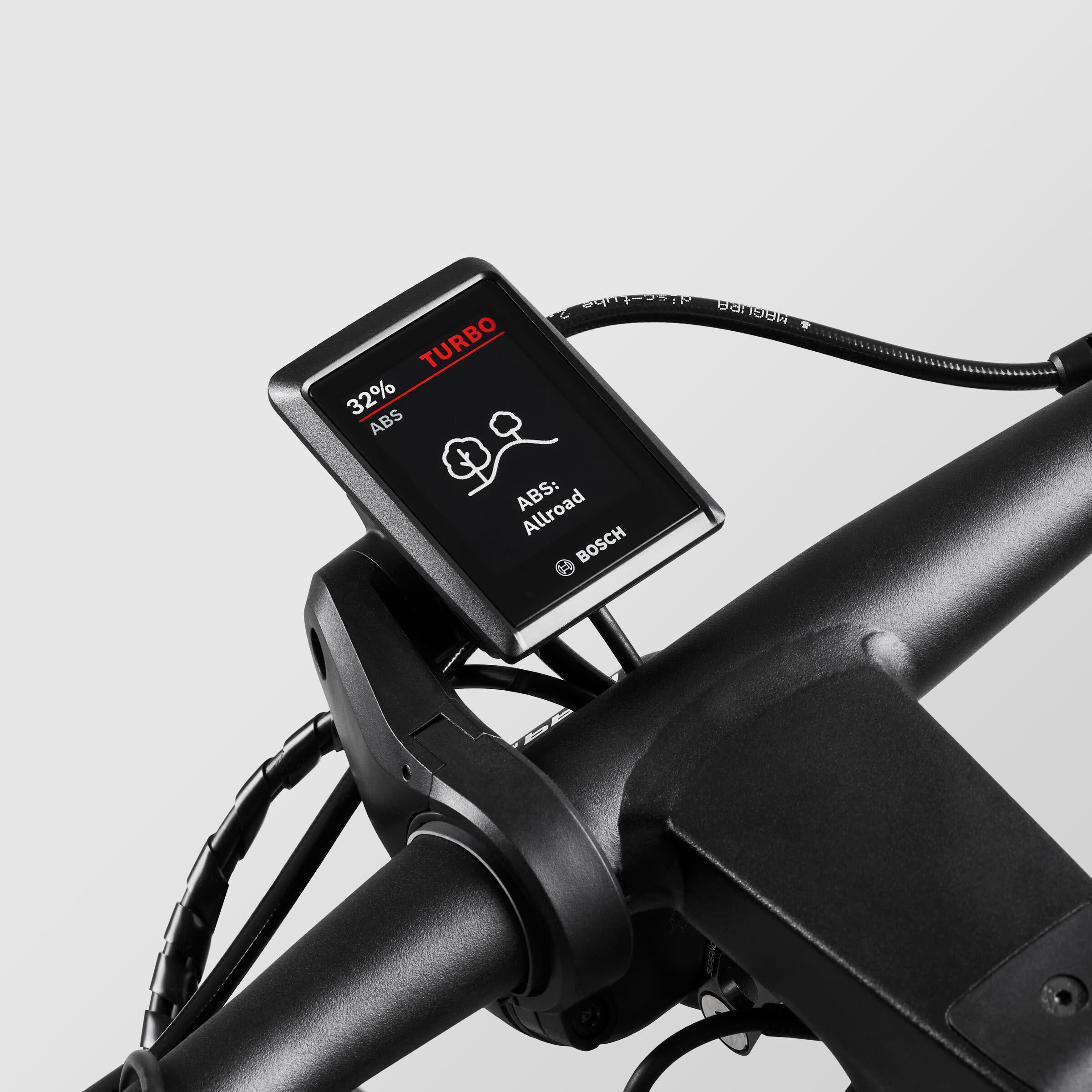 Pathlite:ON 9 SUV step-through