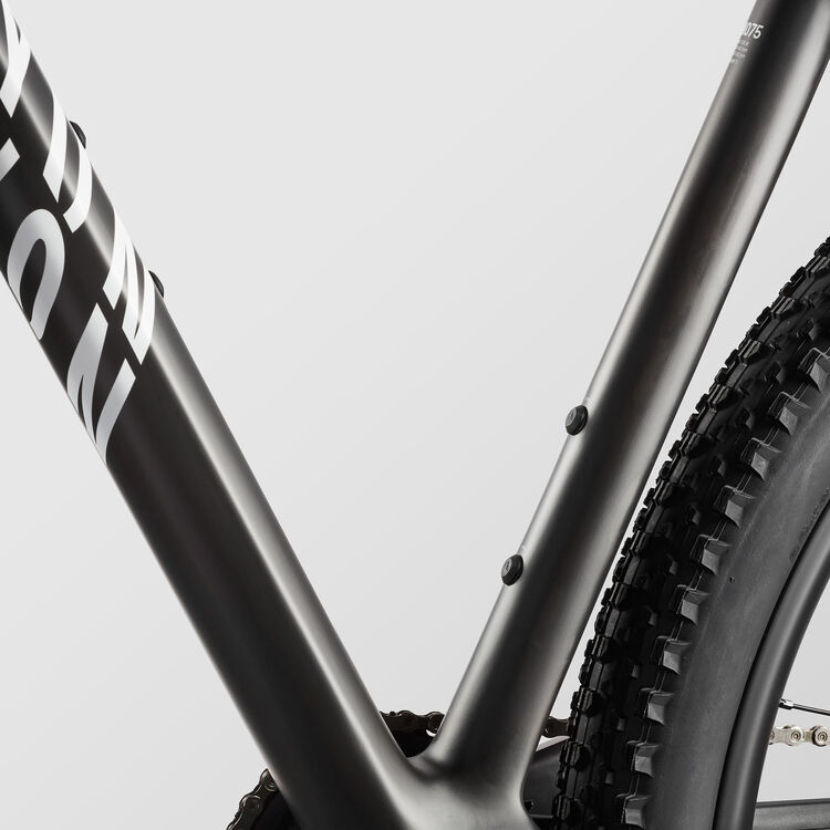 Exceed CF SLX 8 Exceed CF SLX 8