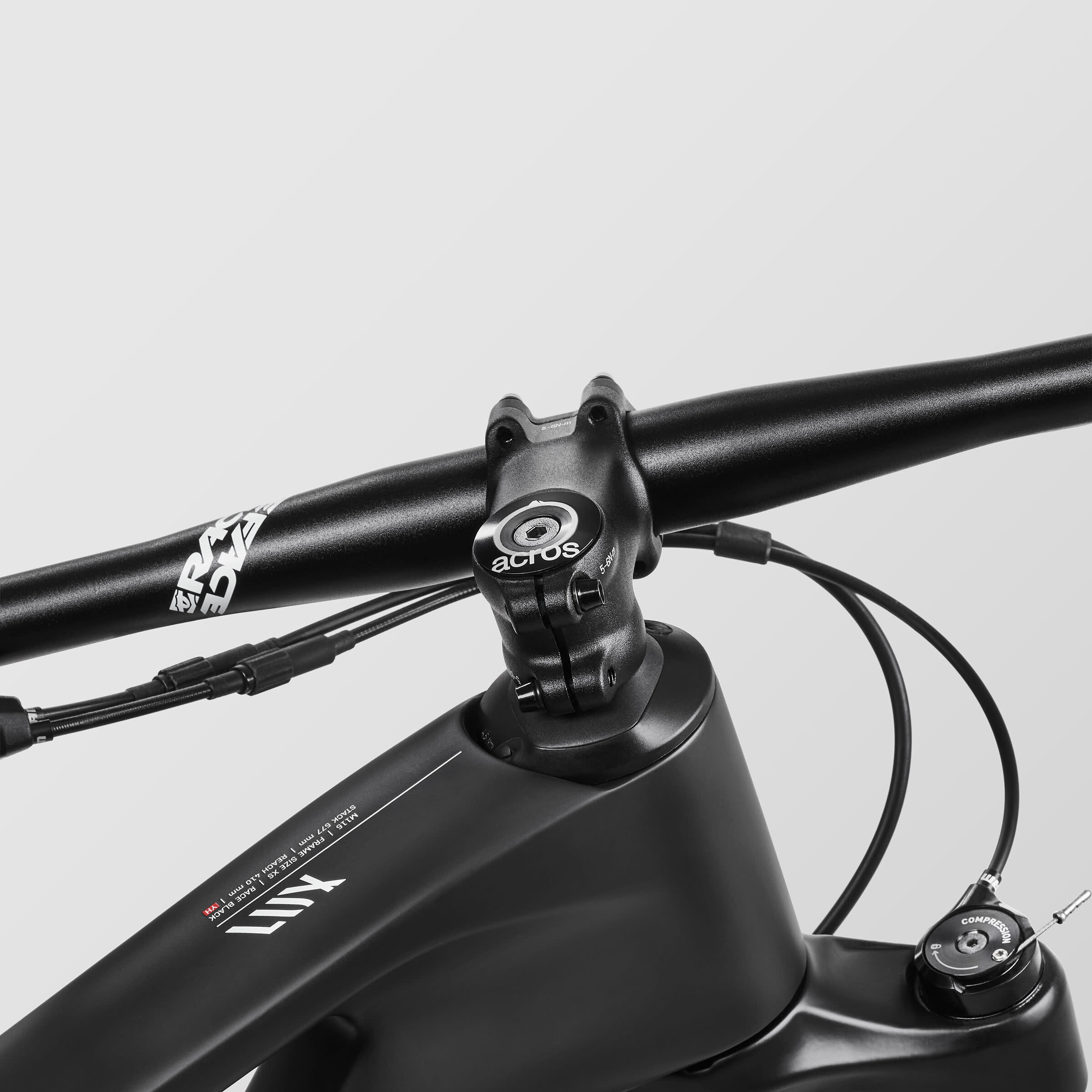 Lux World Cup CF Young Hero