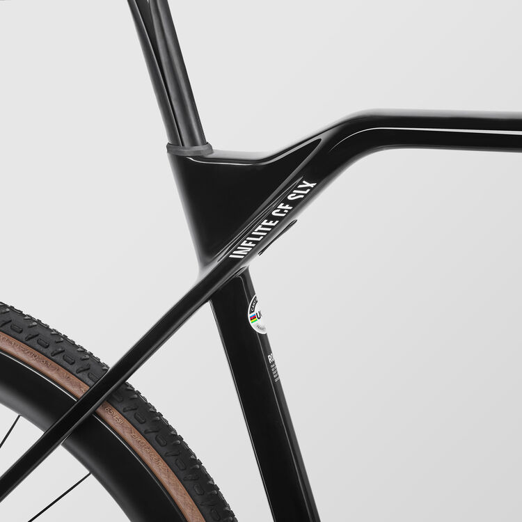 Inflite CF SLX 8 Inflite CF SLX 8