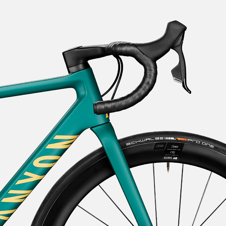 Ultimate CF SL 8 WMN W100 Ultimate CF SL 8 WMN W100