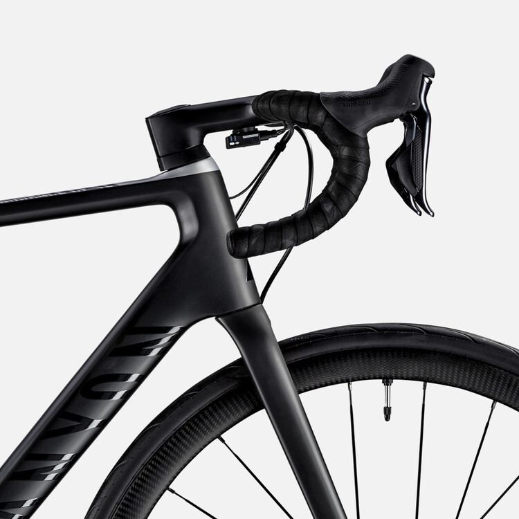Endurace CF SL Disc 8.0 Aero Di2 Endurace CF SL Disc 8.0 Aero Di2