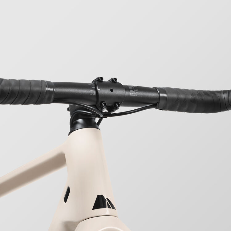 Grizl CF SLX 8 Di2 Grizl CF SLX 8 Di2