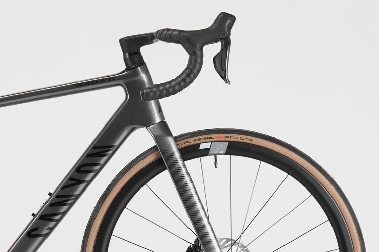 Endurace CF SLX 8 Di2 Endurace CF SLX 8 Di2