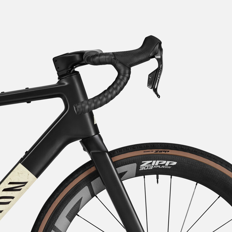 Grail CFR XPLR Grail CFR XPLR