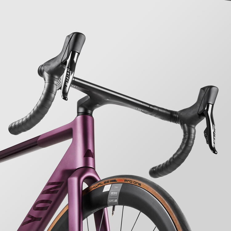 Ultimate CF SLX 8 eTap Ultimate CF SLX 8 eTap