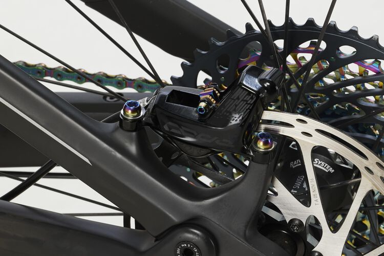 Neuron CF SLX 9 LTD Neuron CF SLX 9 LTD