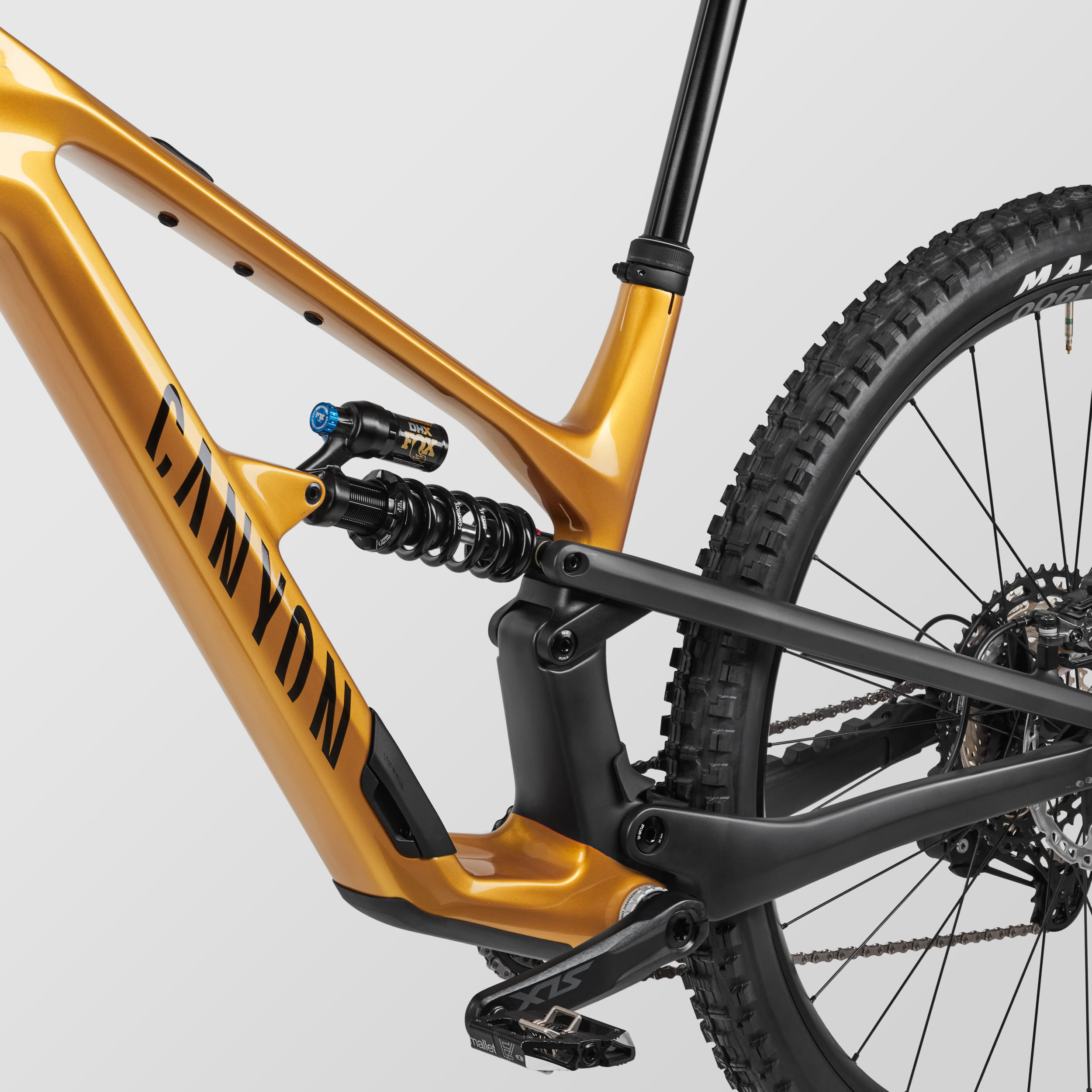 Spectral CF 8 CLLCTV