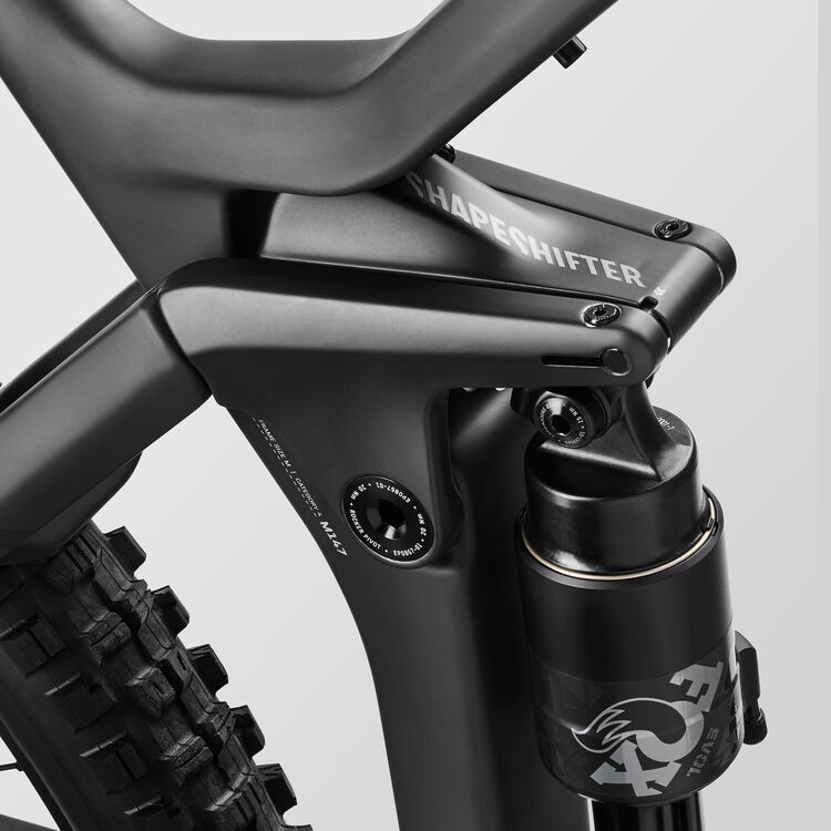 Strive CFR Underdog Strive CFR Underdog