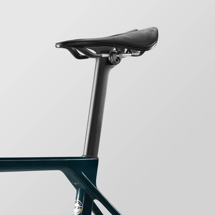 Ultimate CF 7 Di2 AERO Ultimate CF 7 Di2 AERO