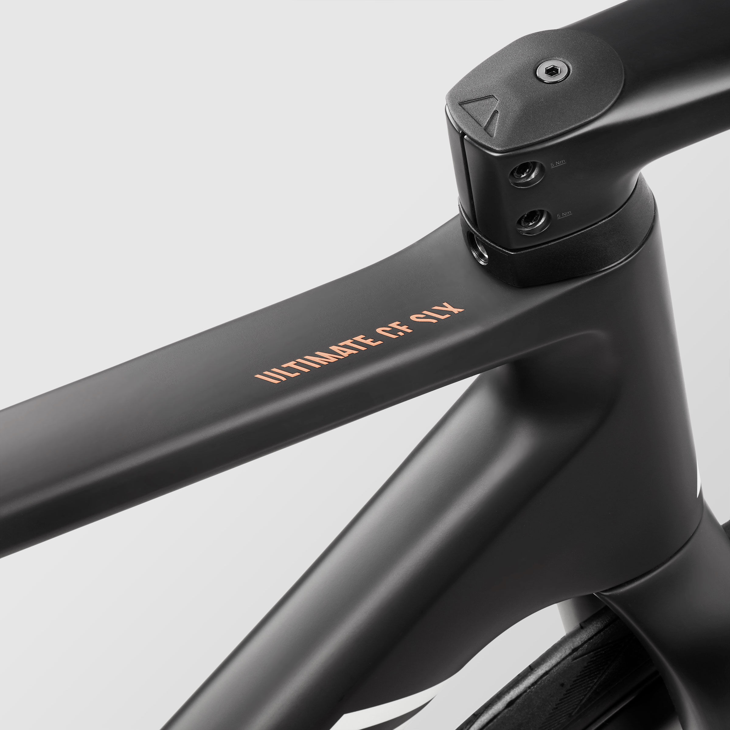 Ultimate CF SLX 9 WMN Disc eTap
