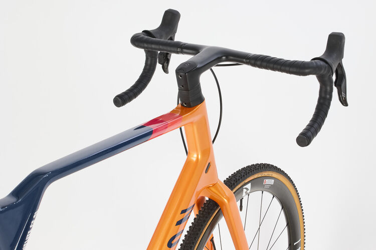 Inflite CF SL 8 Inflite CF SL 8